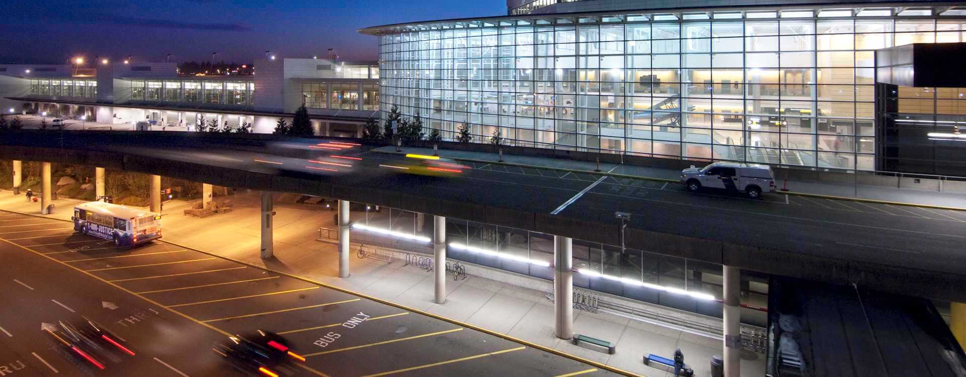 Sea-Tac_International_Airport0-955e1b68da3e492_955e2065-a732-695e-5f1198e20174b2f8